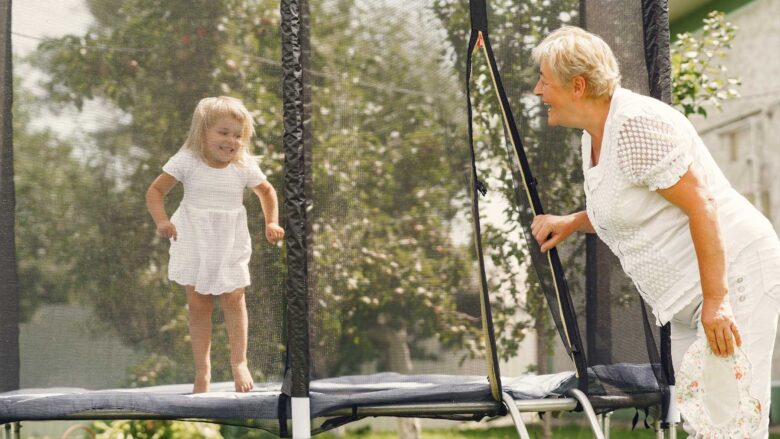 bienfaits_petits_enfants_trampoline